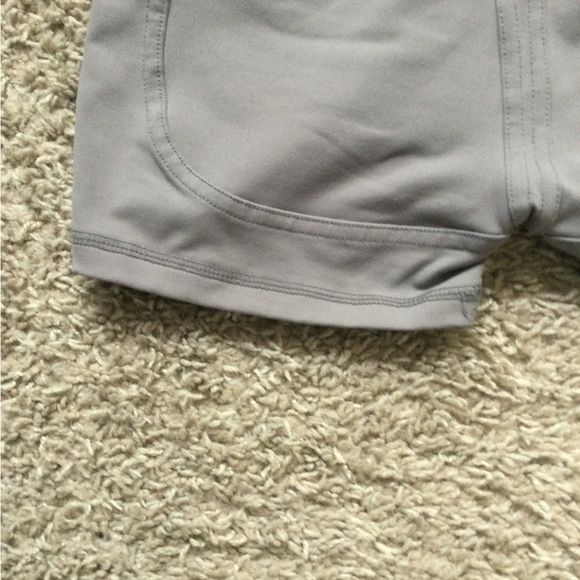 Booty Defining Shorts - Picture 10 of 12